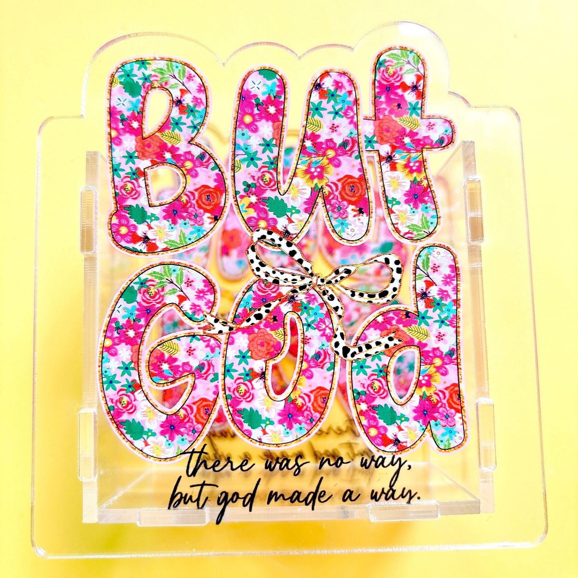 Wholesale Teacher nurse teacher study supplies medical care acrylic pen holder pencil case